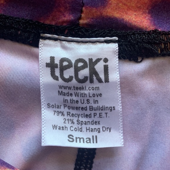 Kids Teeki Awaken Hot Pant Yoga Legging NWOT Size Small - Picture 3 of 5
